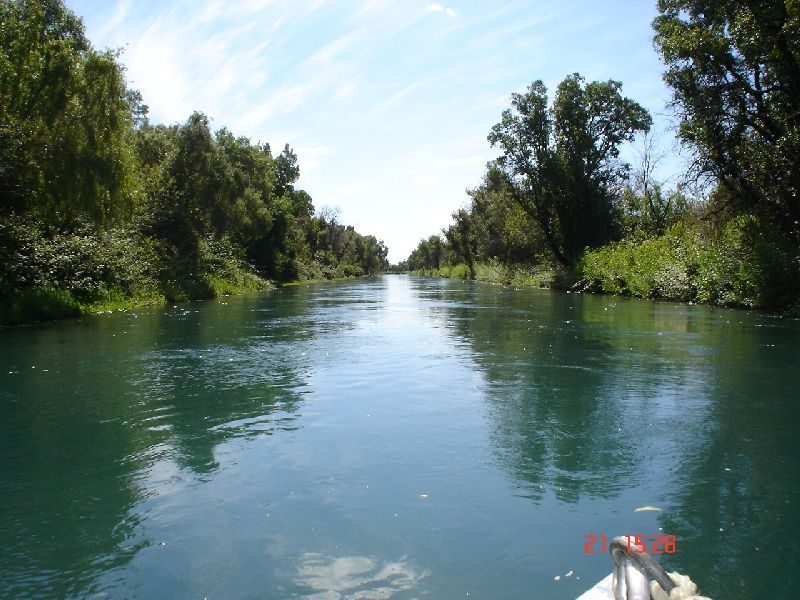 Recorrido en bote por el canal